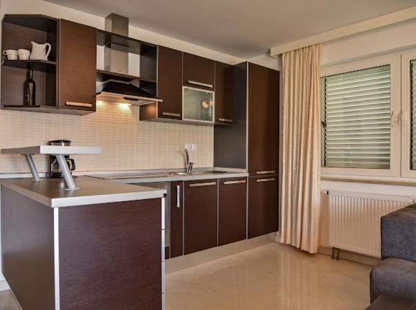 Apartments Villa Slavica Ičići 外观 照片