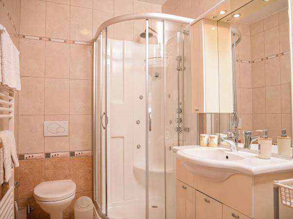 Apartments Villa Slavica Ičići 外观 照片