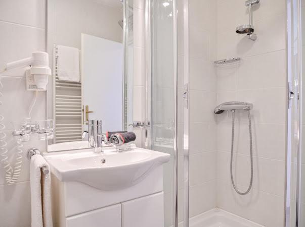 Apartments Villa Slavica Ičići 外观 照片